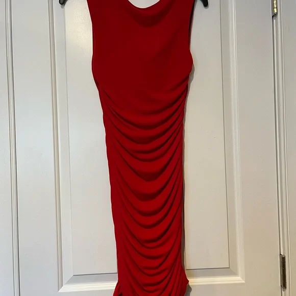 Casting women’s small red cocktail dress size T1 (2-4) - Picture 8 of 14